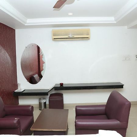 Sri Srinivasar Residency Hotel Vellore Exterior photo