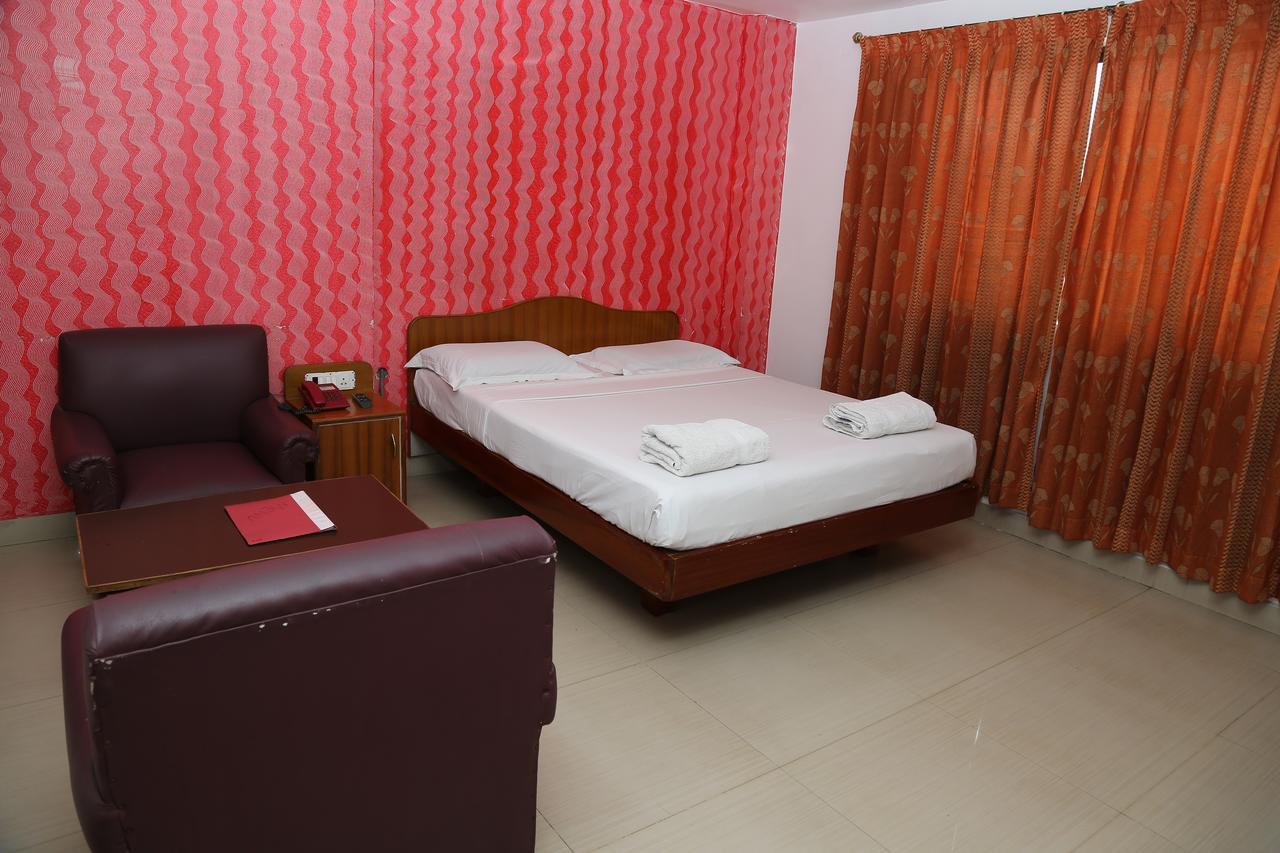 Sri Srinivasar Residency Hotel Vellore Exterior photo