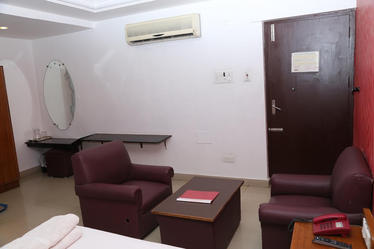 Sri Srinivasar Residency Hotel Vellore Exterior photo